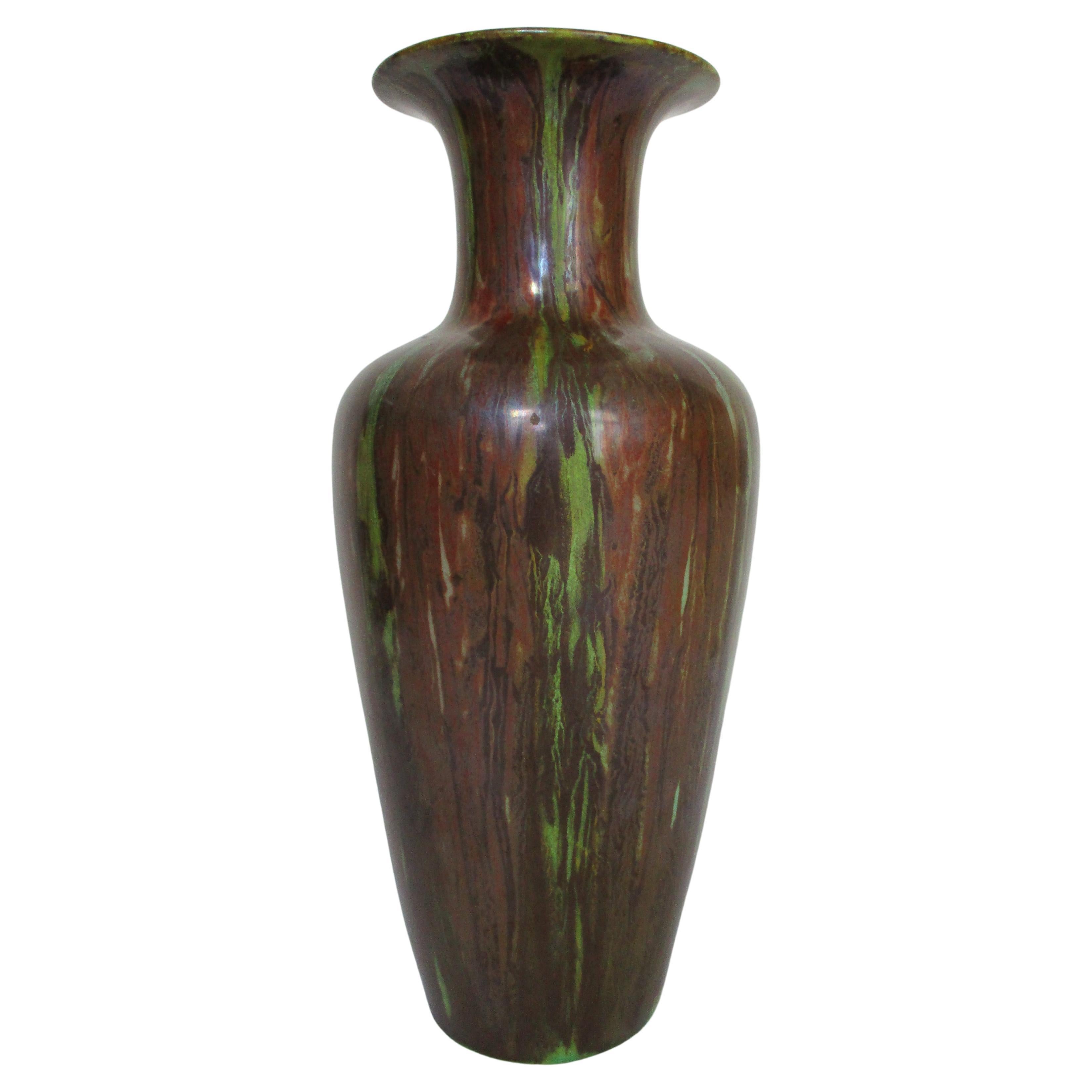 Vaso ungherese in stile Art Nouveau smaltato Zsolnay