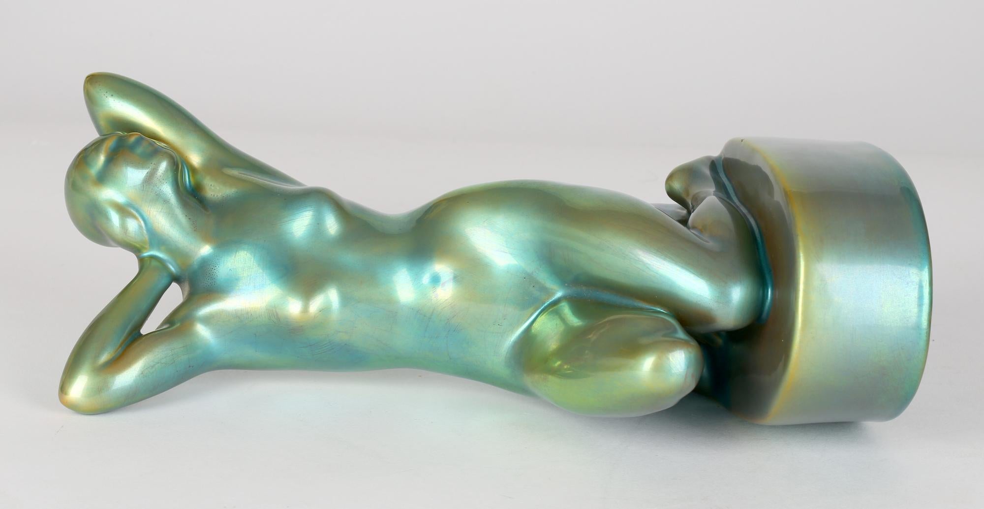 Zsolnay Pecs Art Deco Eosin Metallic Green Glazed Nude Figurine In Good Condition For Sale In Bishop's Stortford, Hertfordshire
