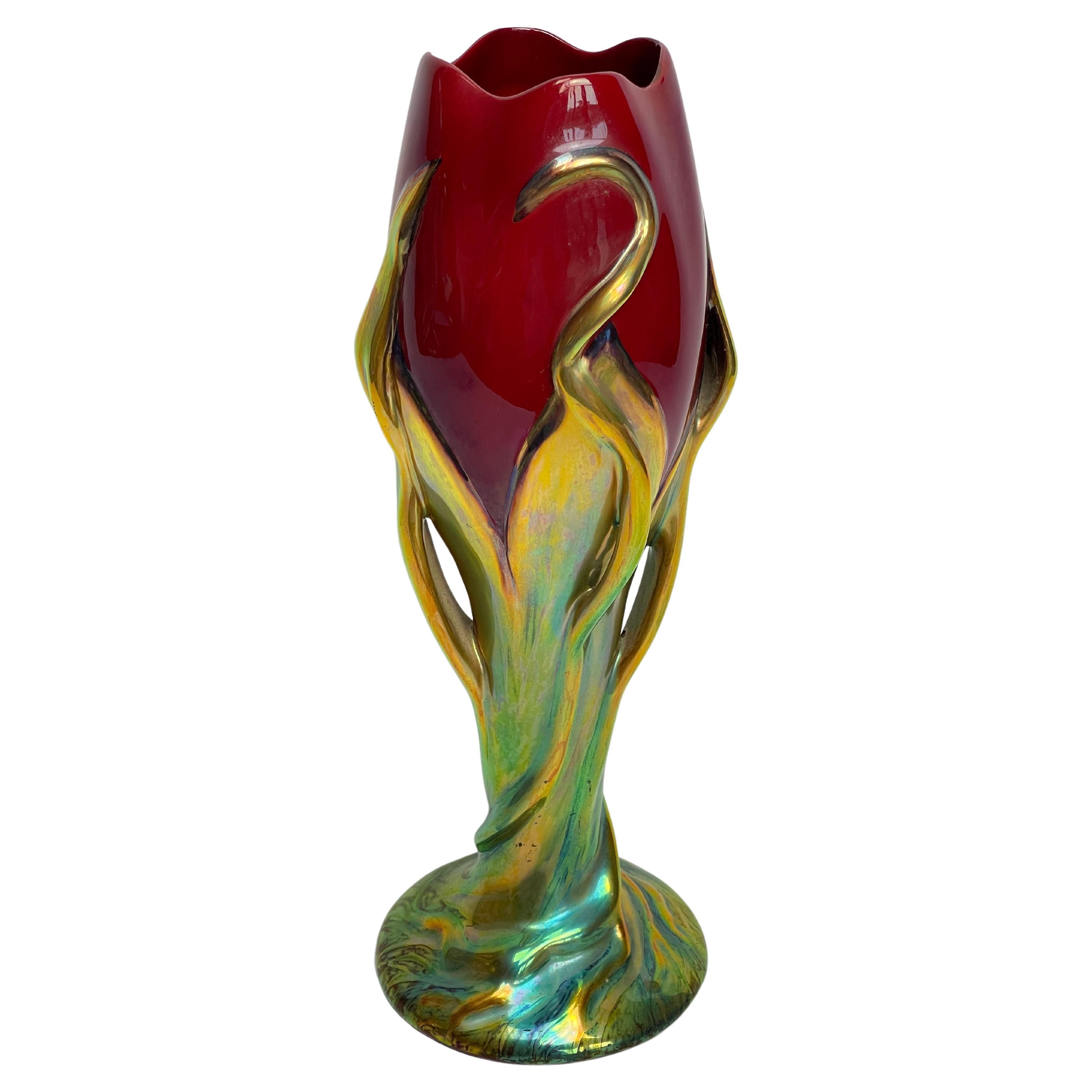 Zsolnay Pecs Art Nouveau Vase métallique en éosine en vente