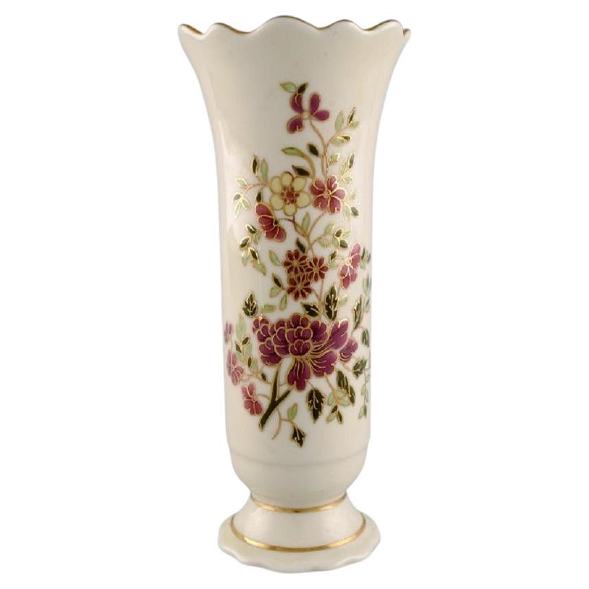 Zsolnay Vase in Cream-Colored Porcelain with Hand-Painted Flowers For Sale