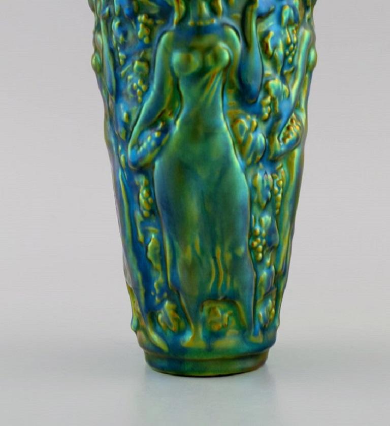 Zsolnay Vase in Glazed Ceramics with Women Picking Grapes, Mid-20th C In Excellent Condition For Sale In Copenhagen, DK