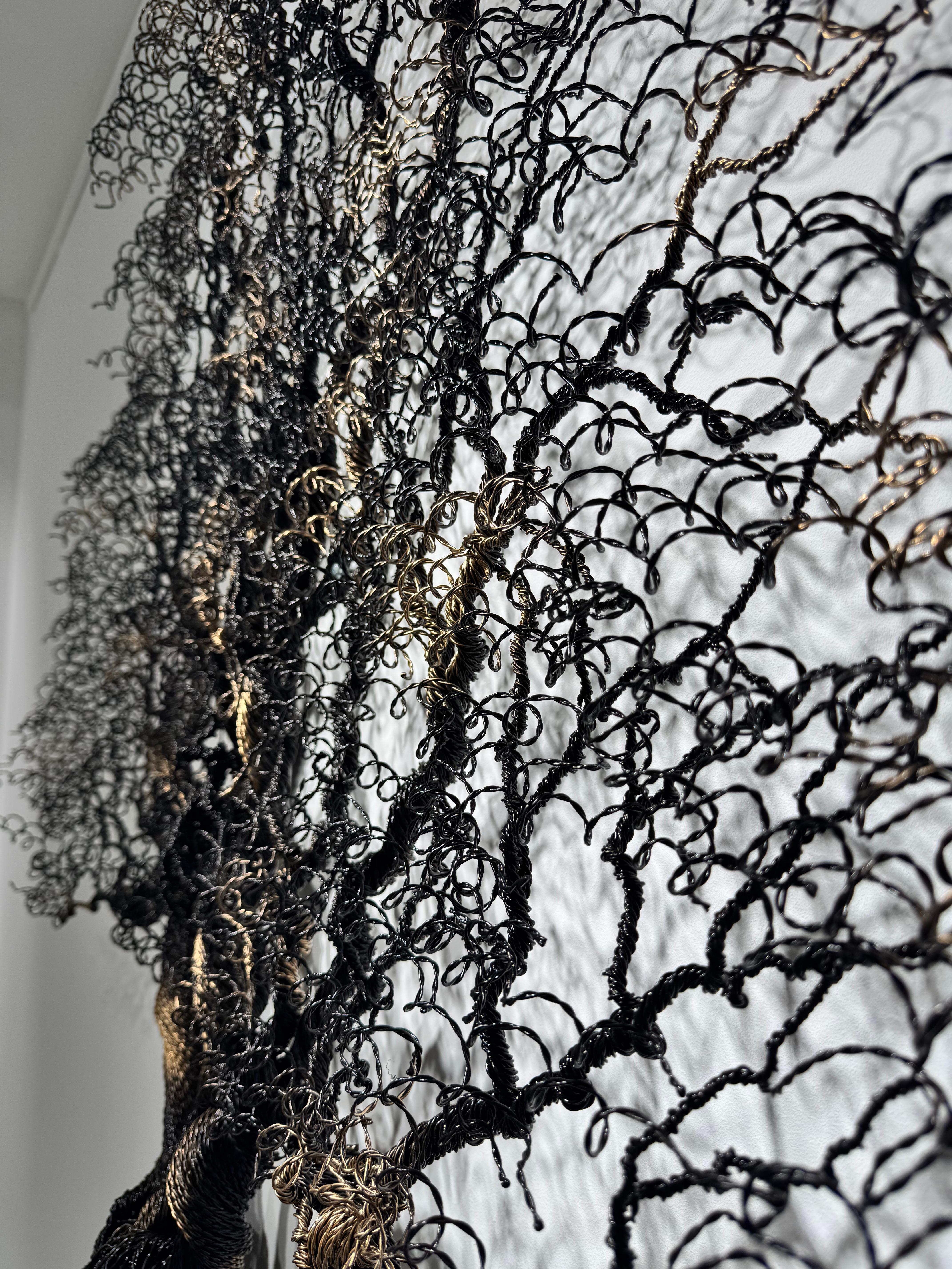 Ontano, Zsuzsanna Györgyövics - Scultura da parete in vendita 7