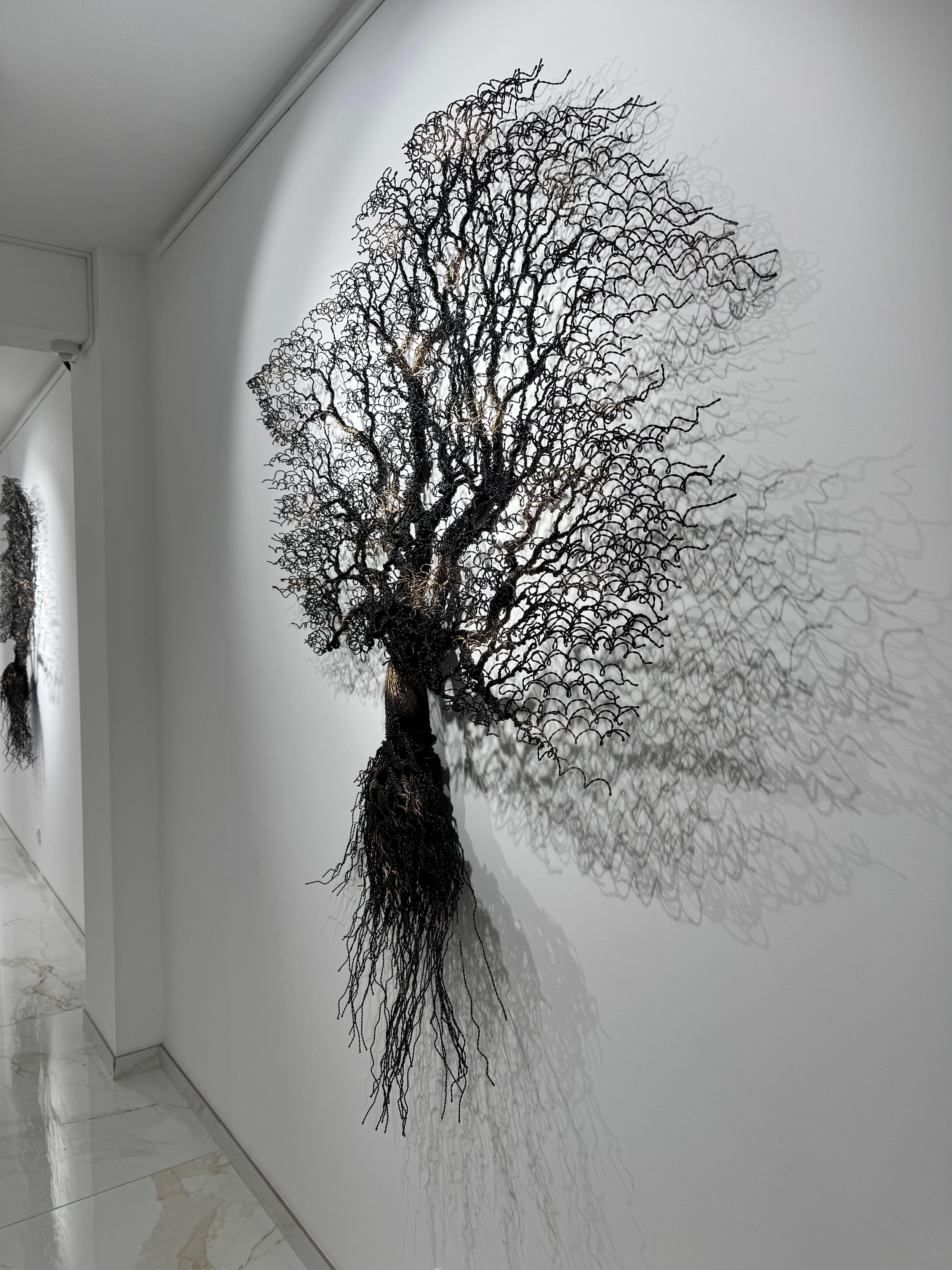 Oak , Zsuzsanna Györgyövics - Sculpture murale en vente 5