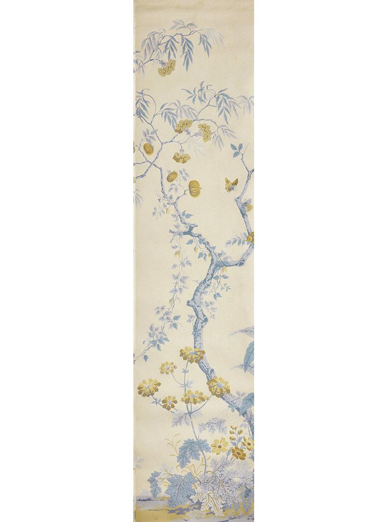 Zuber, 'Decor Chinois' Hand Wood Blocked Scenic Wall Paper in Cornflake Blue In Good Condition For Sale In Rixheim, FR