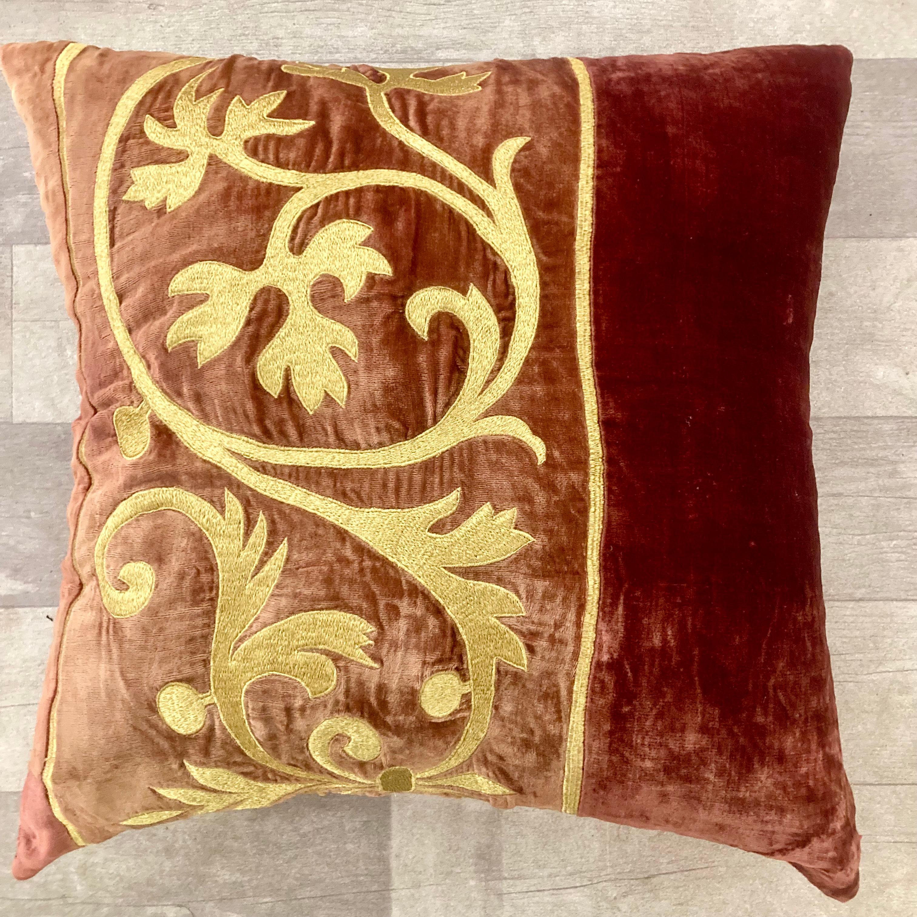 French Zuber gold embroidery on aged red velvet down filled. Add some classic French luxury to your home! We have 6 available in the gorgeous vintage textile, so collect all of them. They are a generous size at 22” square, too.