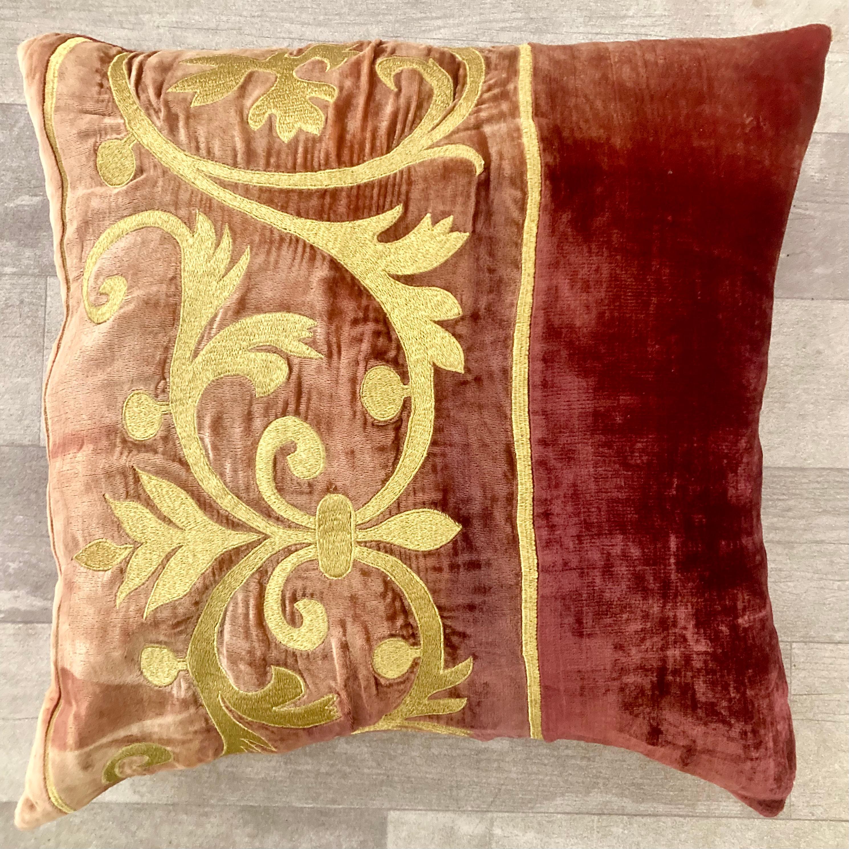 French Zuber gold embroidery on aged red velvet down filled. Add some classic French luxury to your home! We have 6 available in the gorgeous vintage textile, so collect all of them. They are a generous size at 22” square, too.