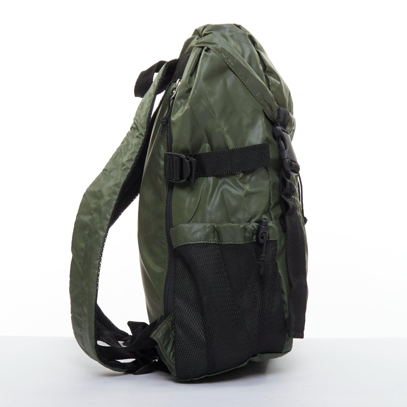 ZUCCA mochila verde de nailon negro con hebillas de plástico y solapa de carga con correas Negro en venta