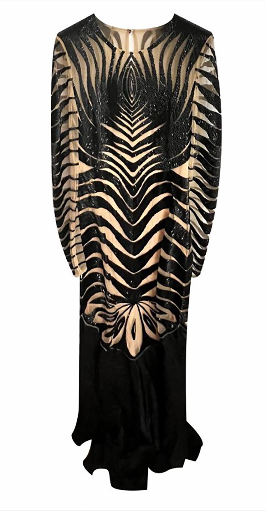 ZUHAIR MURAD

Incredible Black and Beige embellished  long dress with a train



Long sleeves

Will make the waist thin and silhouette prefect! 





Size:  EU 44



Pre-owned. Excellent condition. 
PLEASE VISIT OUR STORE FOR MORE GREAT ITEMS


os 
