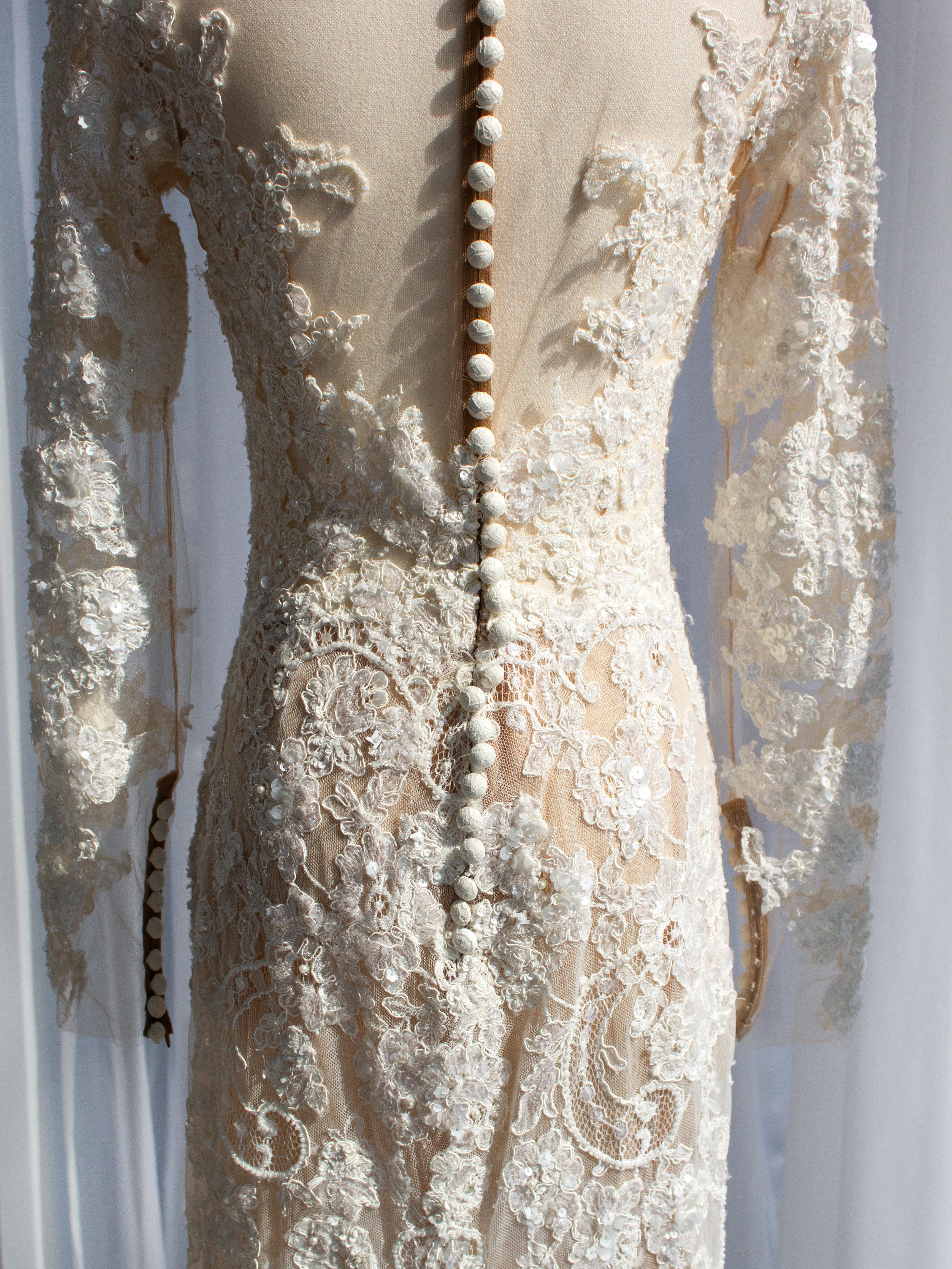 Zuhair Murad Bridal S/S 2016 Patricia White Lace Embellished Wedding Gown Dress For Sale 10