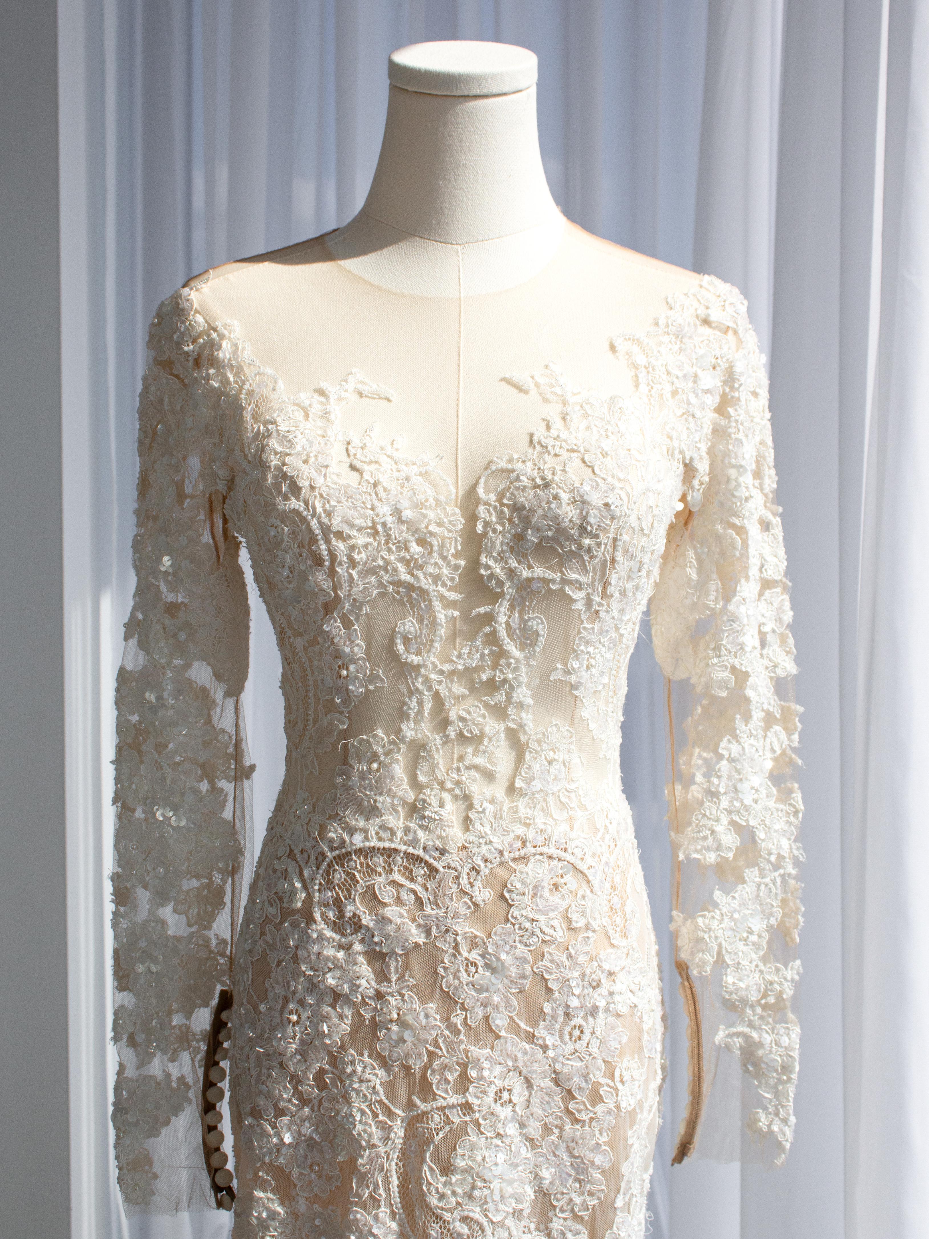 Zuhair Murad Bridal S/S 2016 Patricia White Lace Embellished Wedding Gown Dress For Sale 5