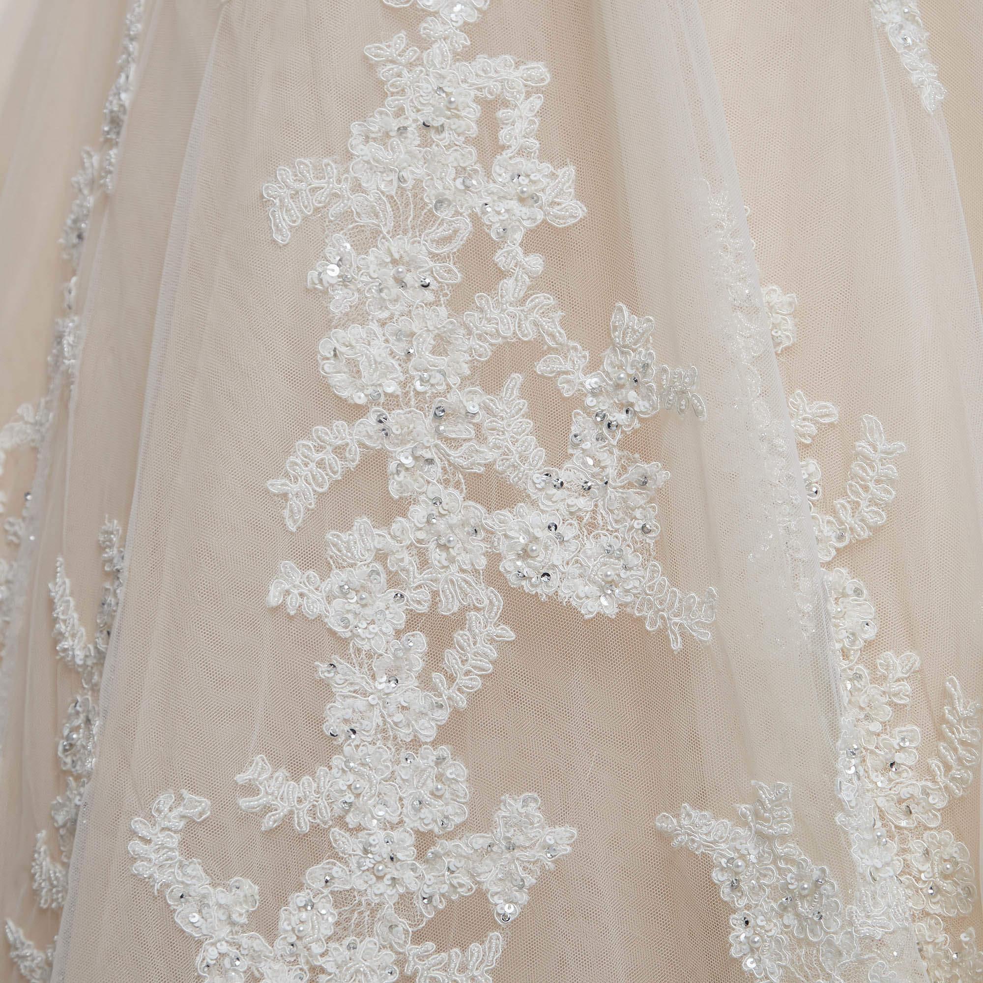 Zuhair Murad White Embroidered Tulle Wedding Gown M In Excellent Condition For Sale In Dubai, Al Qouz 2