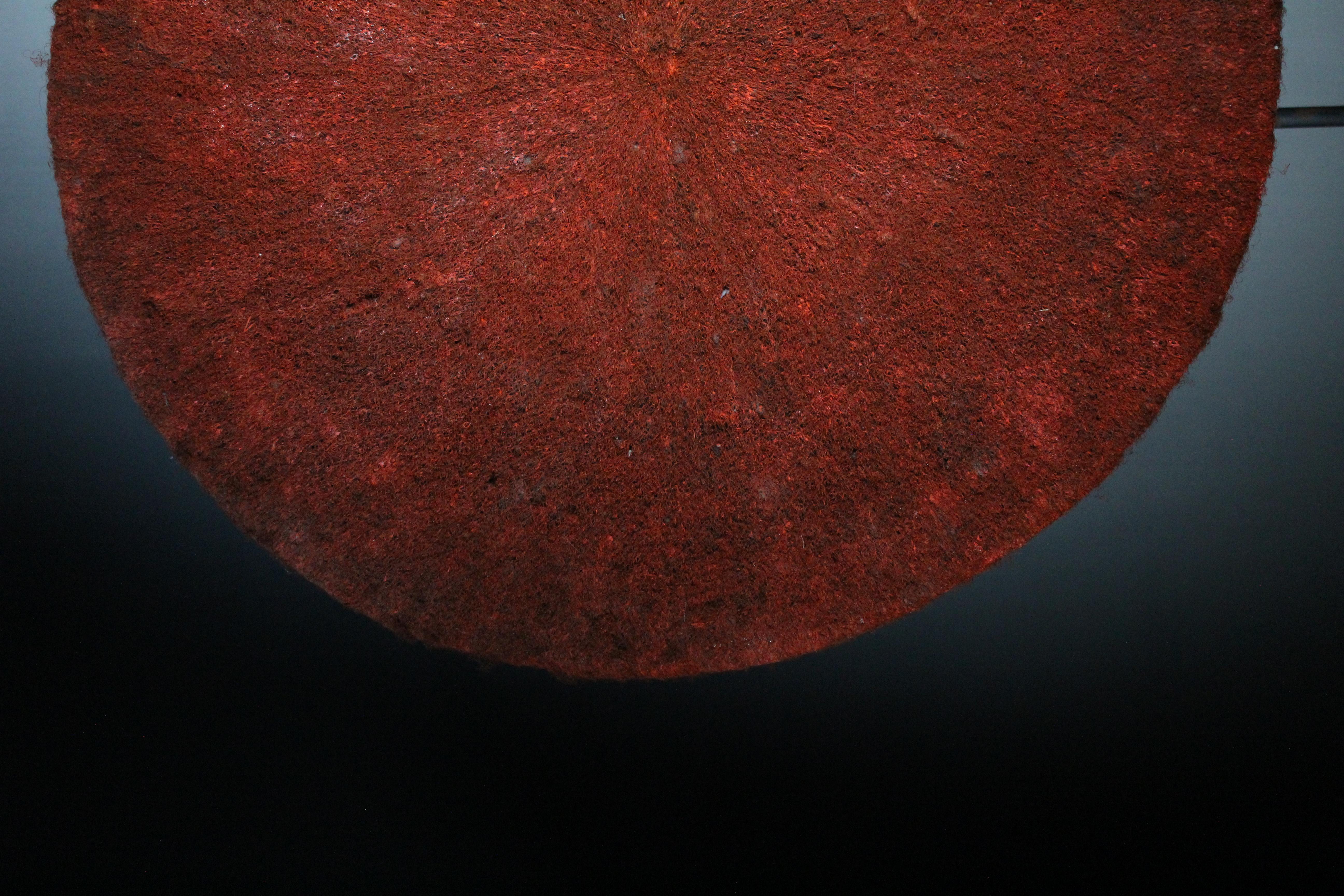 Africain Chapeau de mariée Zulu's 'Isicholo' en vente