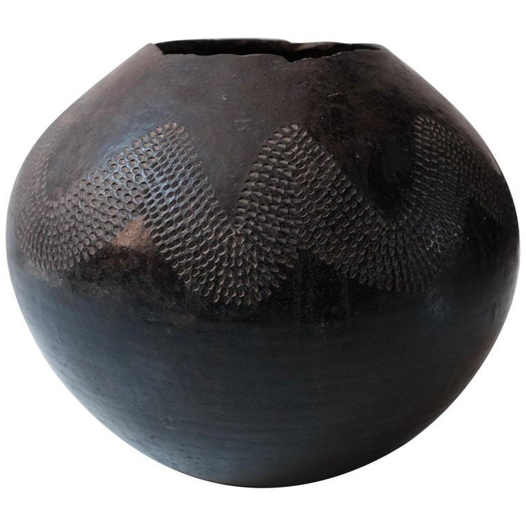 Zulu Ceremonial Beer Pot from South Africa at 1stDibs