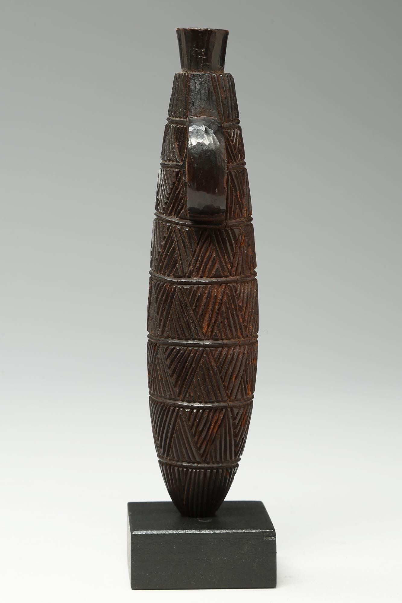 South African Zulu Tribal Carved Wood Snuff Container, South Africa Finely Carved Incised For Sale