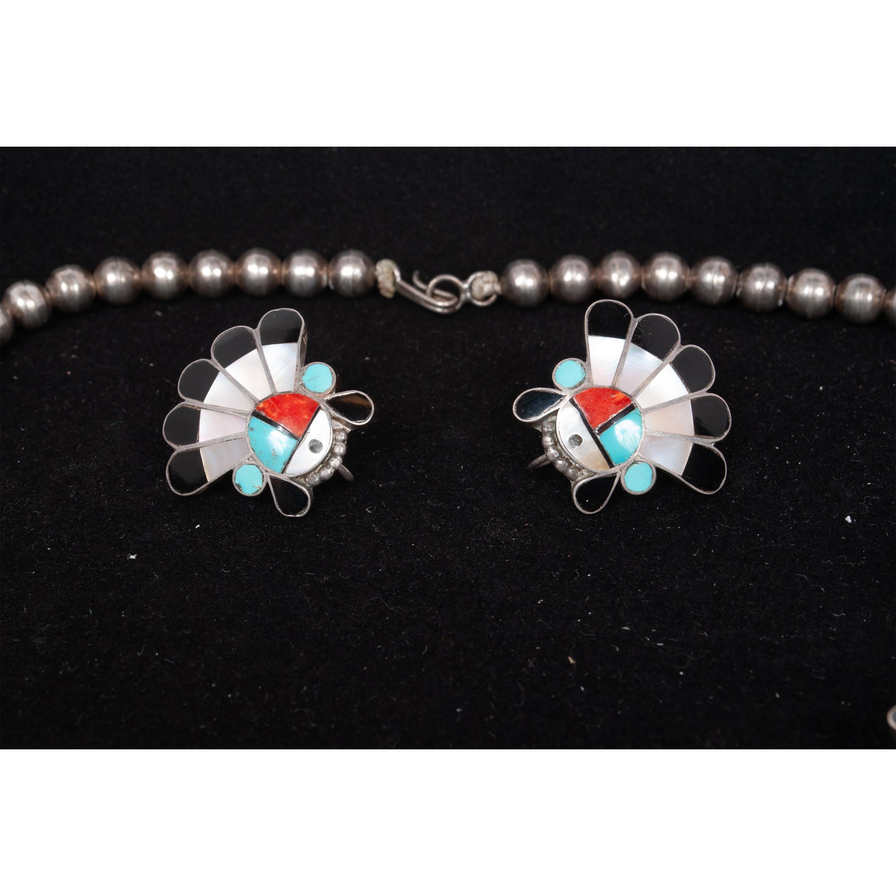 Zuni Pueblo Collar con incrustaciones de plata Sunface Pulsera Anillo de Burdian Eustace 1960 en venta 4