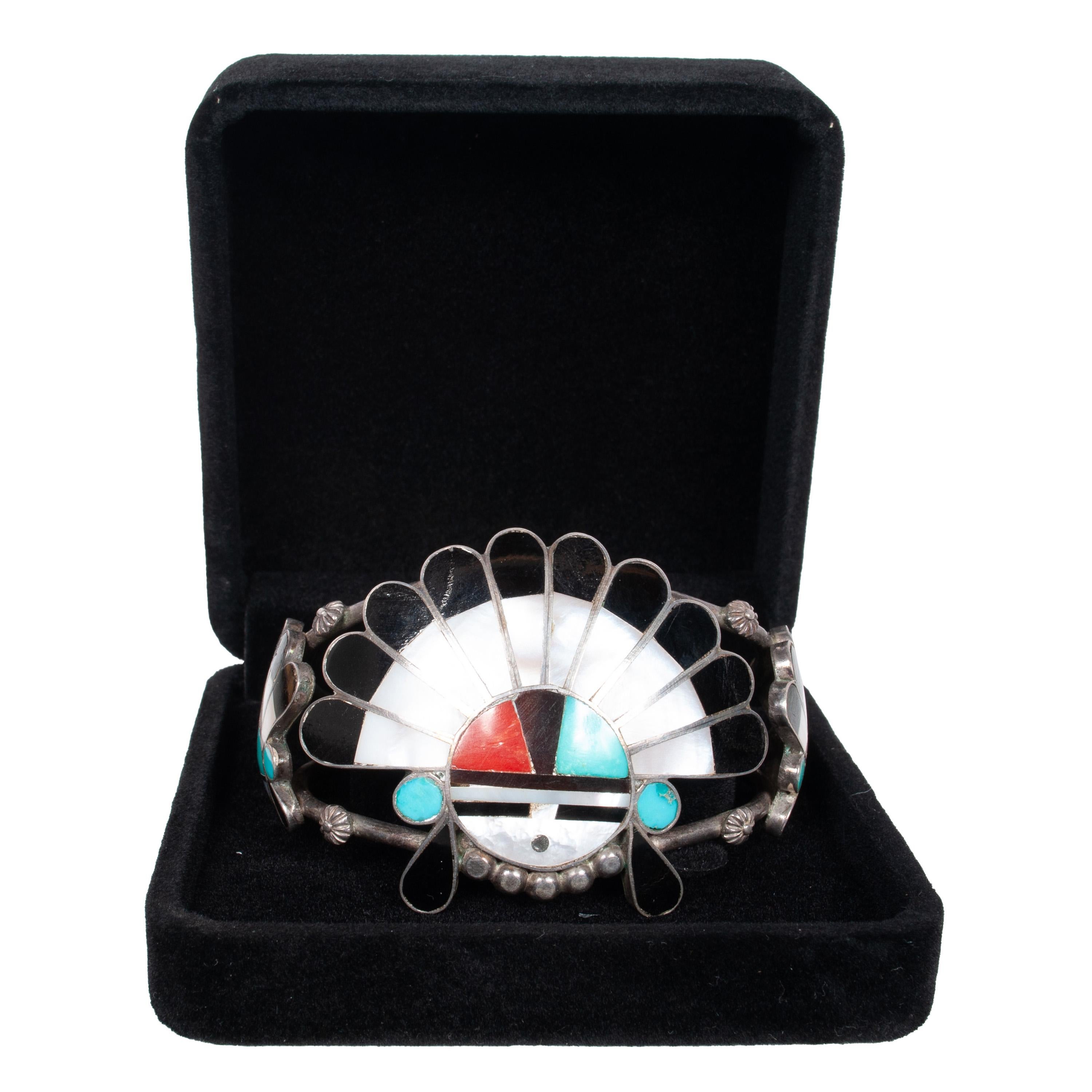 Zuni Pueblo Collar con incrustaciones de plata Sunface Pulsera Anillo de Burdian Eustace 1960 Hecho a mano en venta