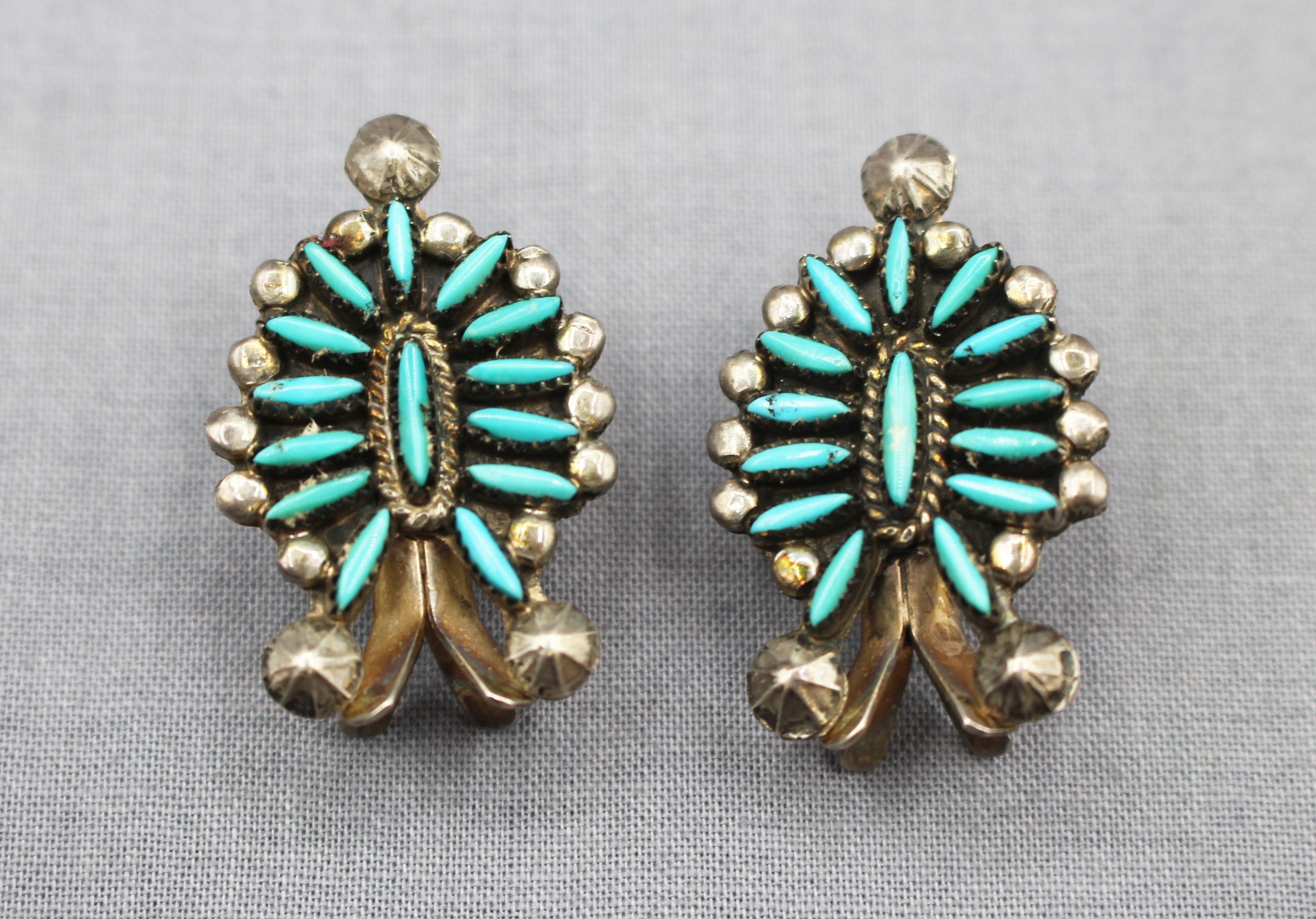 Native American Zuni Turquoise & Sterling Silver Needlepoint Squash Blossom Necklace & Earrings For Sale