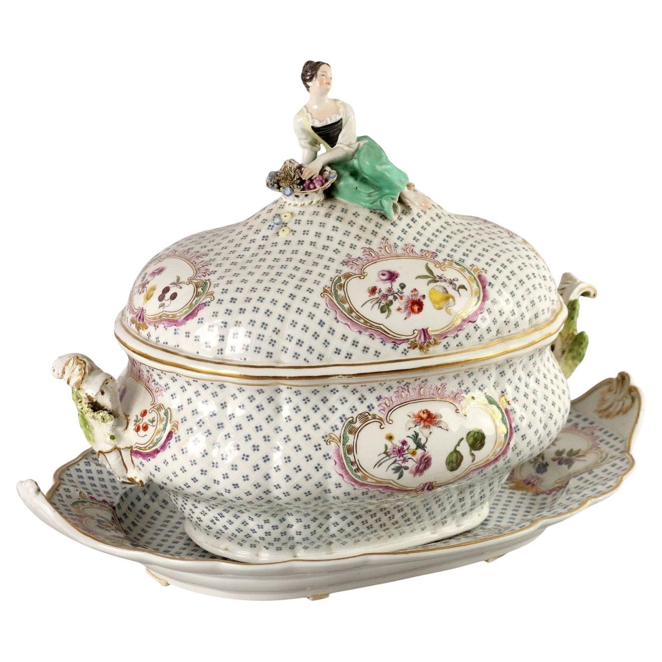 Cuenco sopero con plato de porcelana de Meissen Alemania Segunda mitad del siglo XIX
