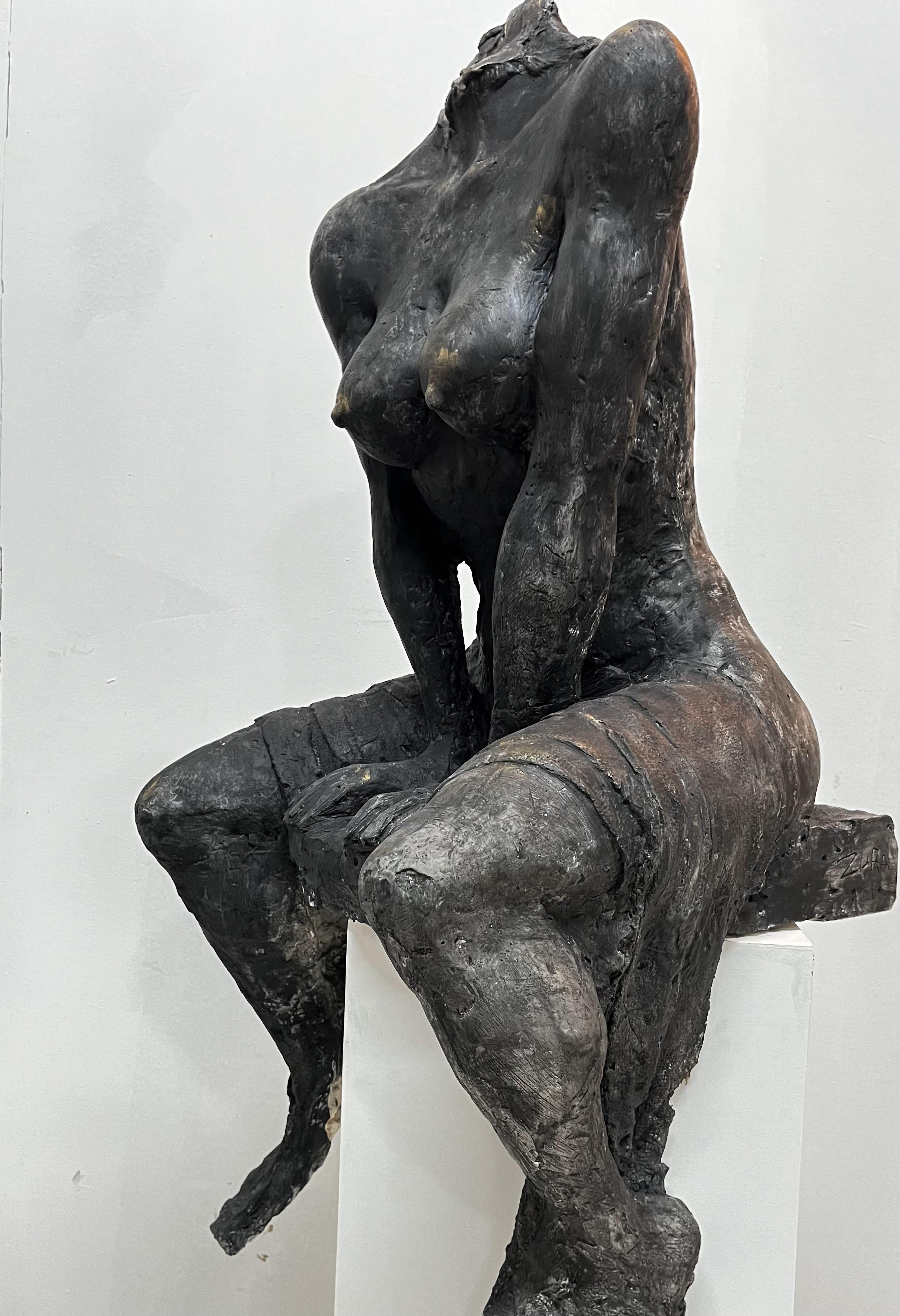 Figurative Sculpture de Zura - Escultura Figura Femenina Tamaño Natural