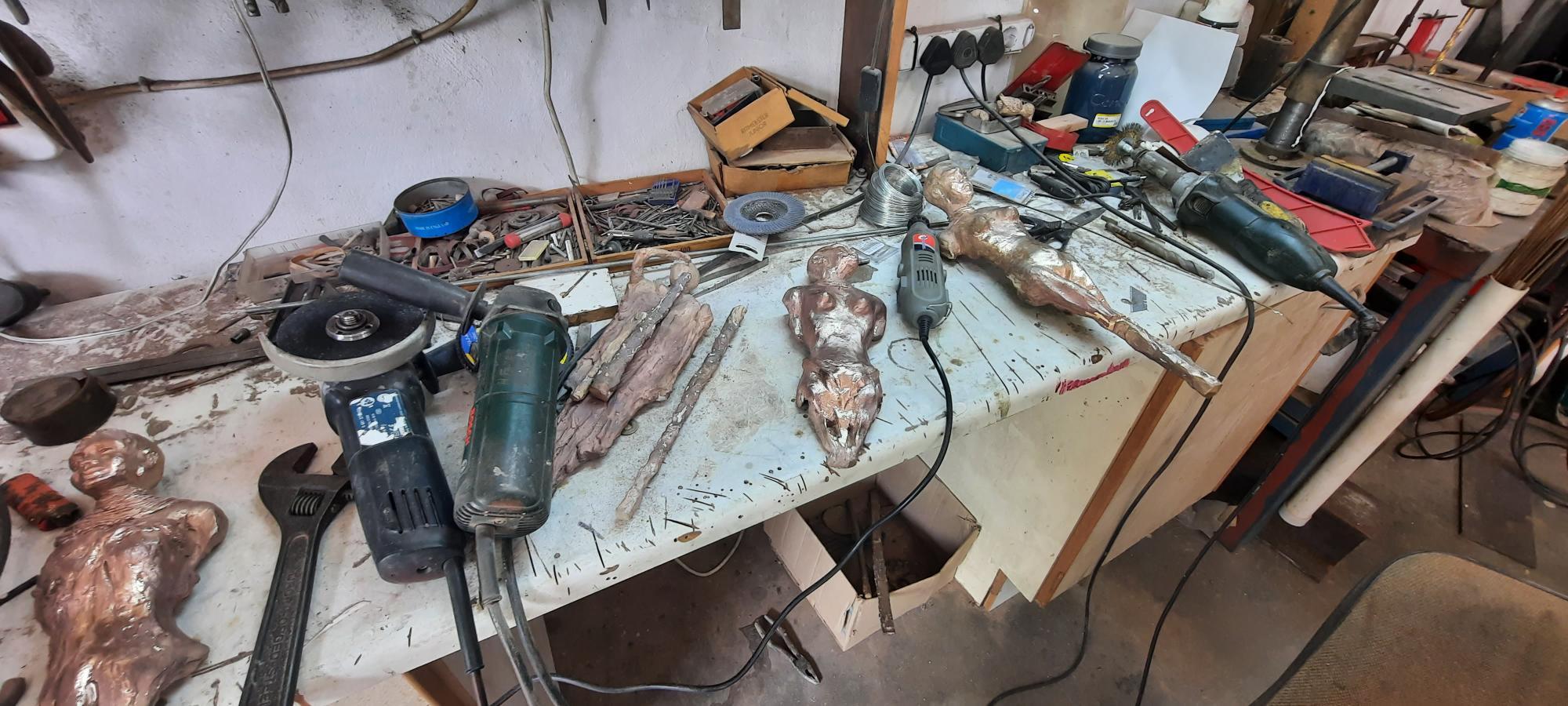 XXI secolo e contemporaneo Zuri - Giovane donna, nudo astratto in bronzo in vendita