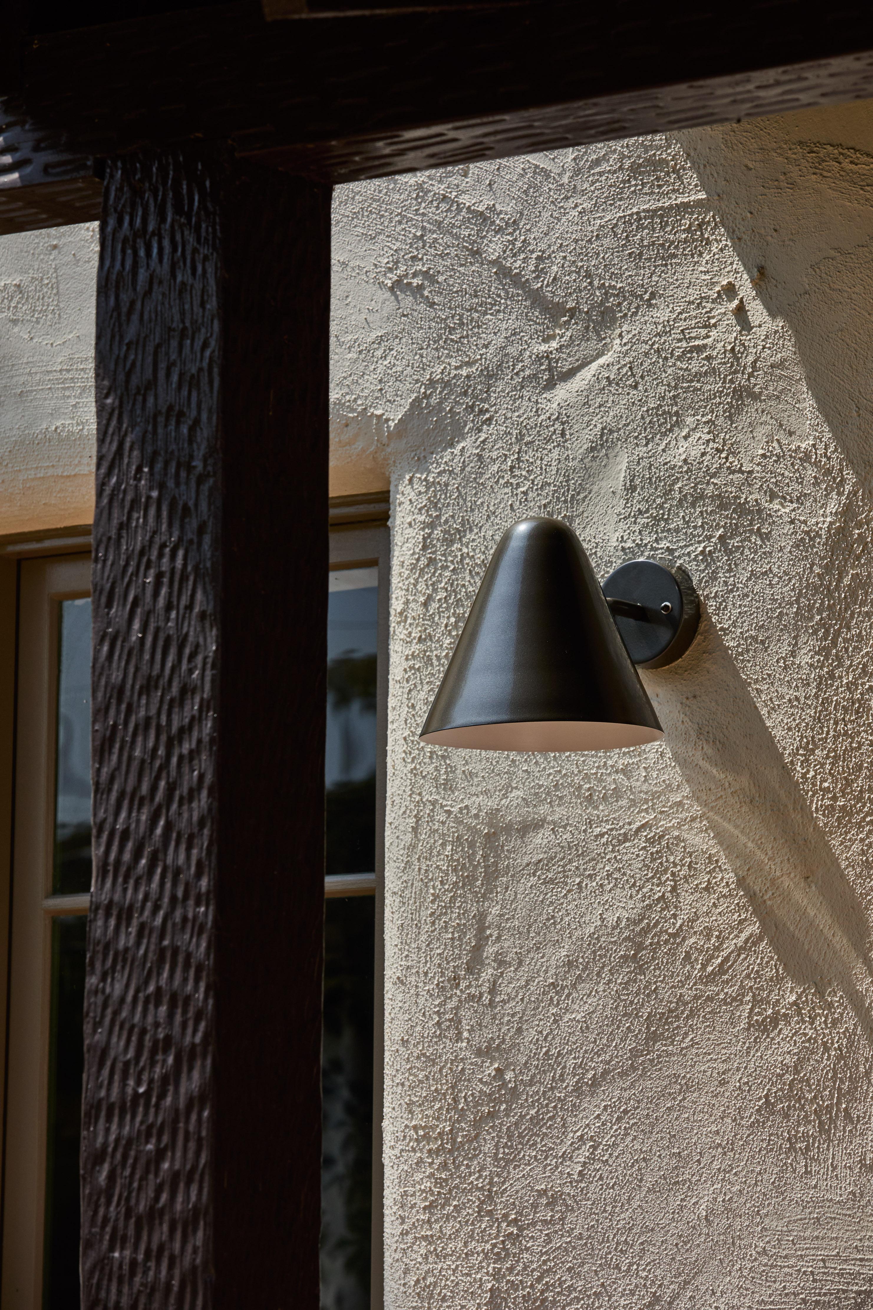 Mid-Century Modern Applique murale en laiton peint bronze 'ZuZu' dans le style de Jacques Biny en vente