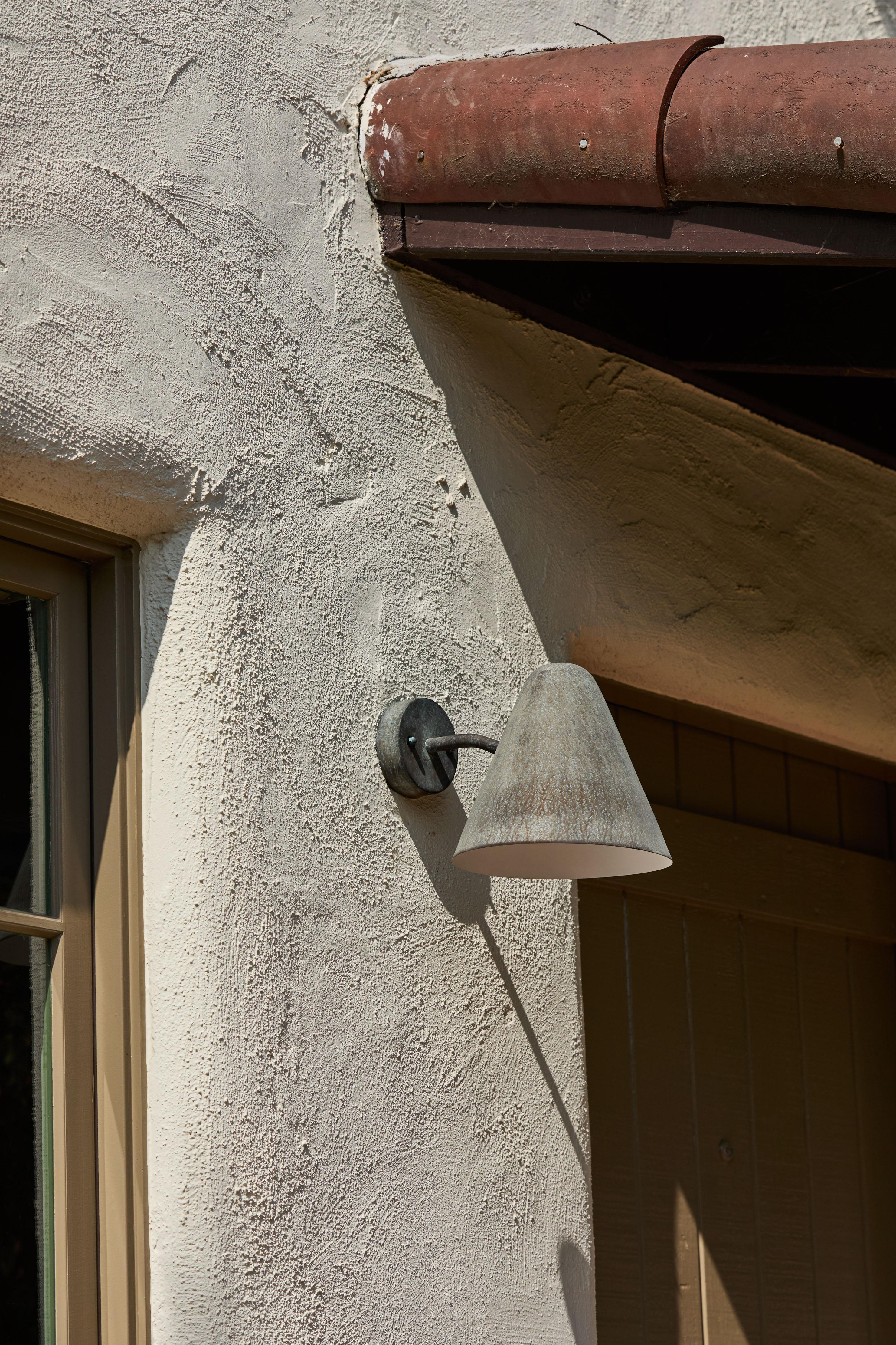 'ZuZu' Darkly Patinated Brass Wall Sconce in the Style of Jacques Biny For Sale 3