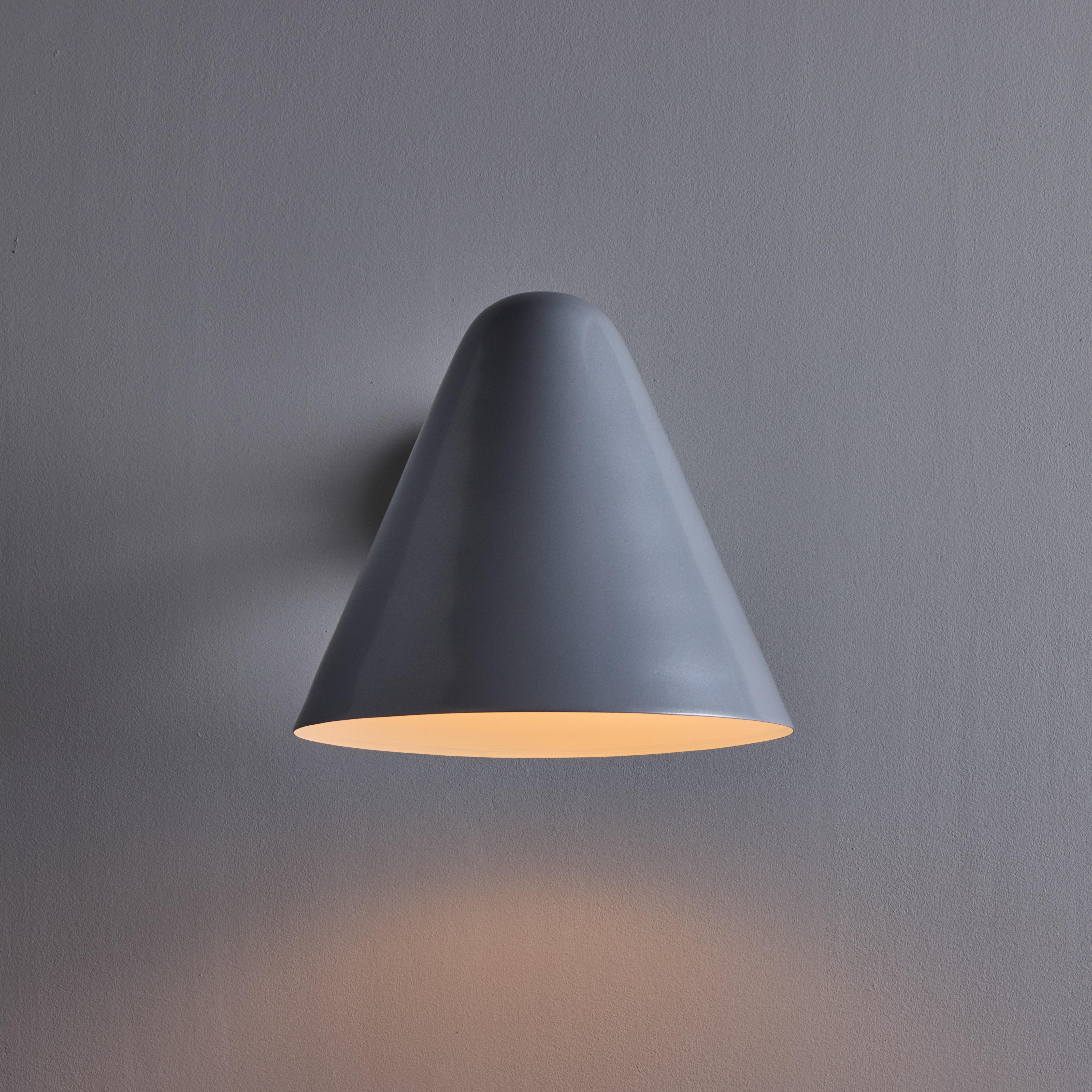 Wandleuchter 'ZuZu' aus silberfarbenem Messing im Stil von Jacques Biny im Angebot 5