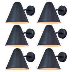 Apliques y candelabros de metal