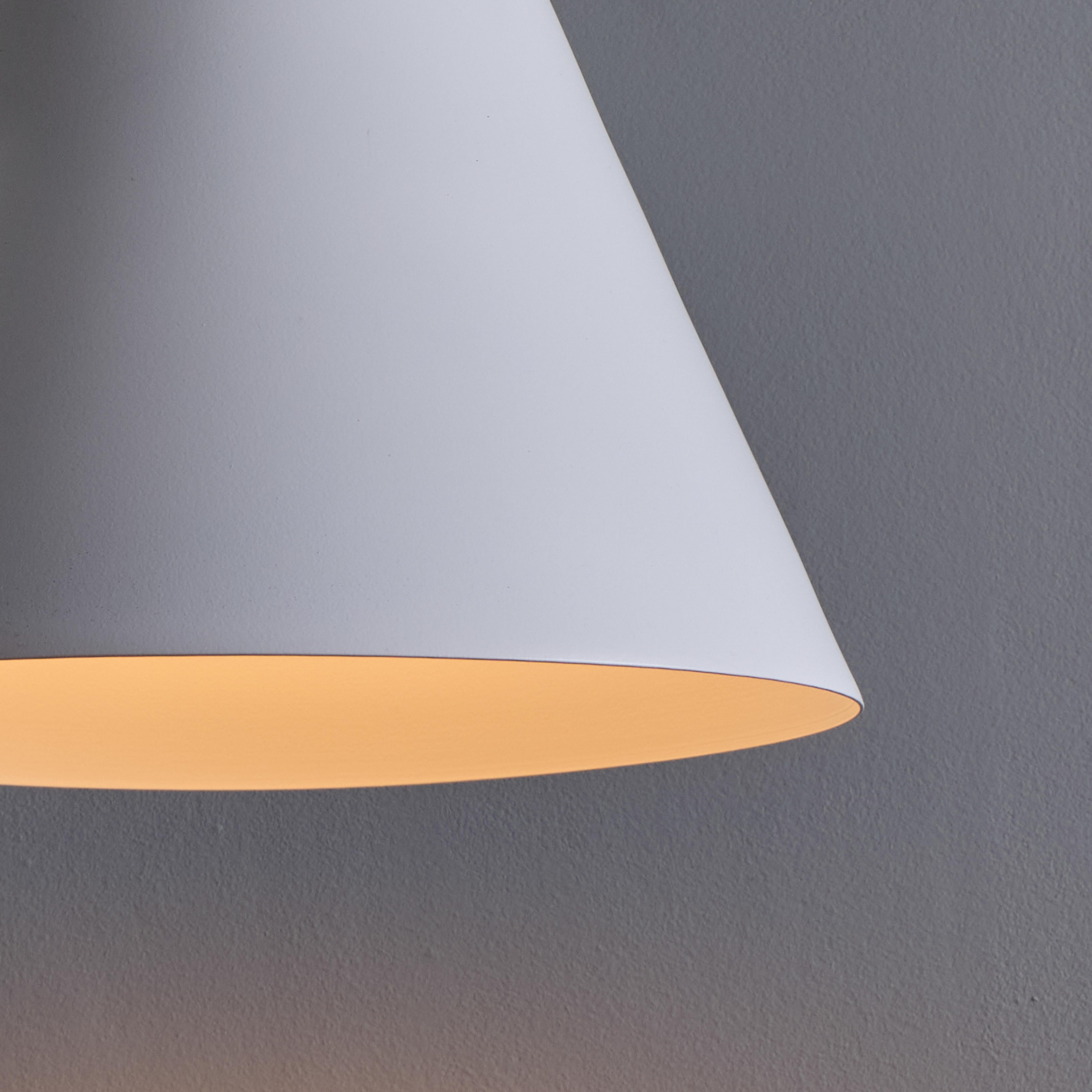 'ZuZu' White Painted Brass Wall Sconce in the Style of Jacques Biny For Sale 9