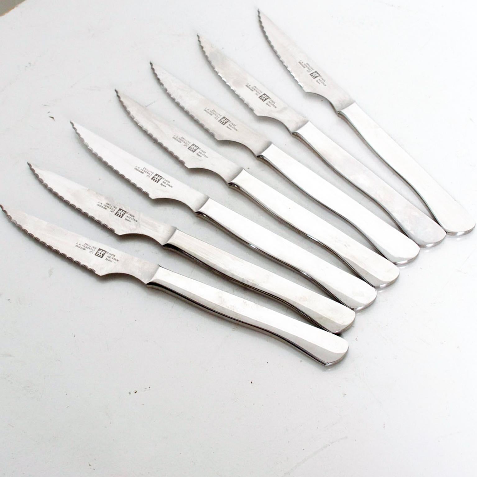 For your consideration a set of six steak knives by ZWILLING. Made in Spain, INOX. 

Dimensions: 8 1/2