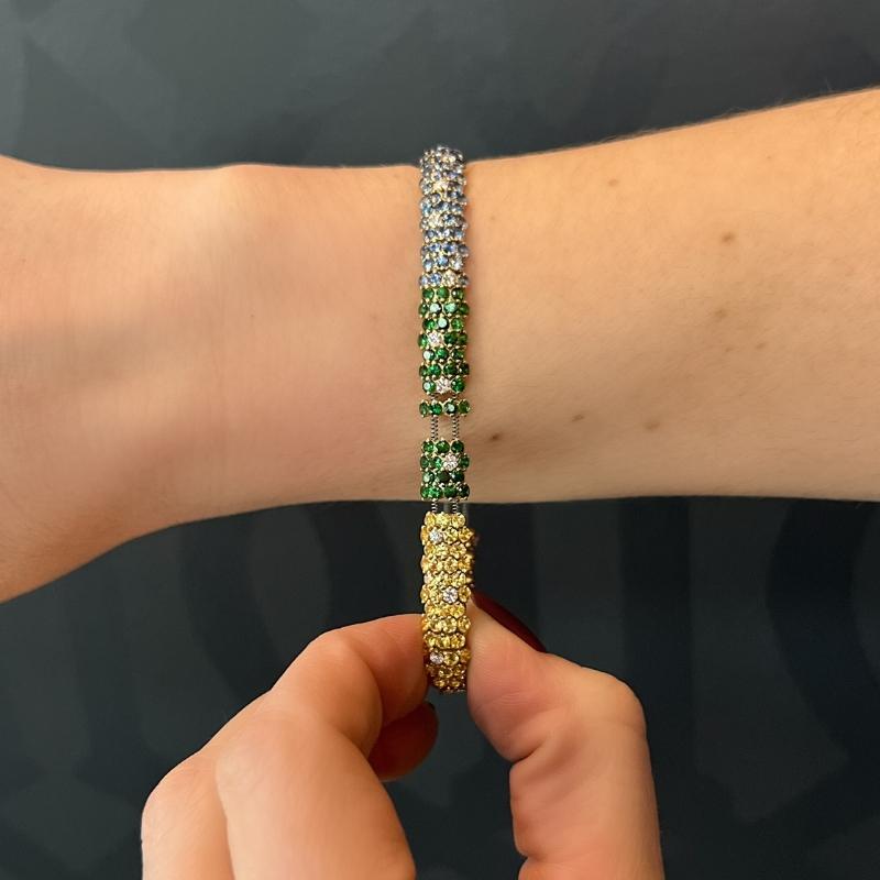 Zydo 18K Yellow Gold Rainbow Domed Stretch Bracelet In New Condition For Sale In Carmel, IN