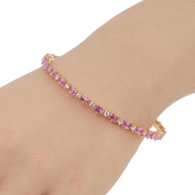 Zydo 18k Yellow Gold, Sapphire and Diamond Bangle Bracelet For Sale at