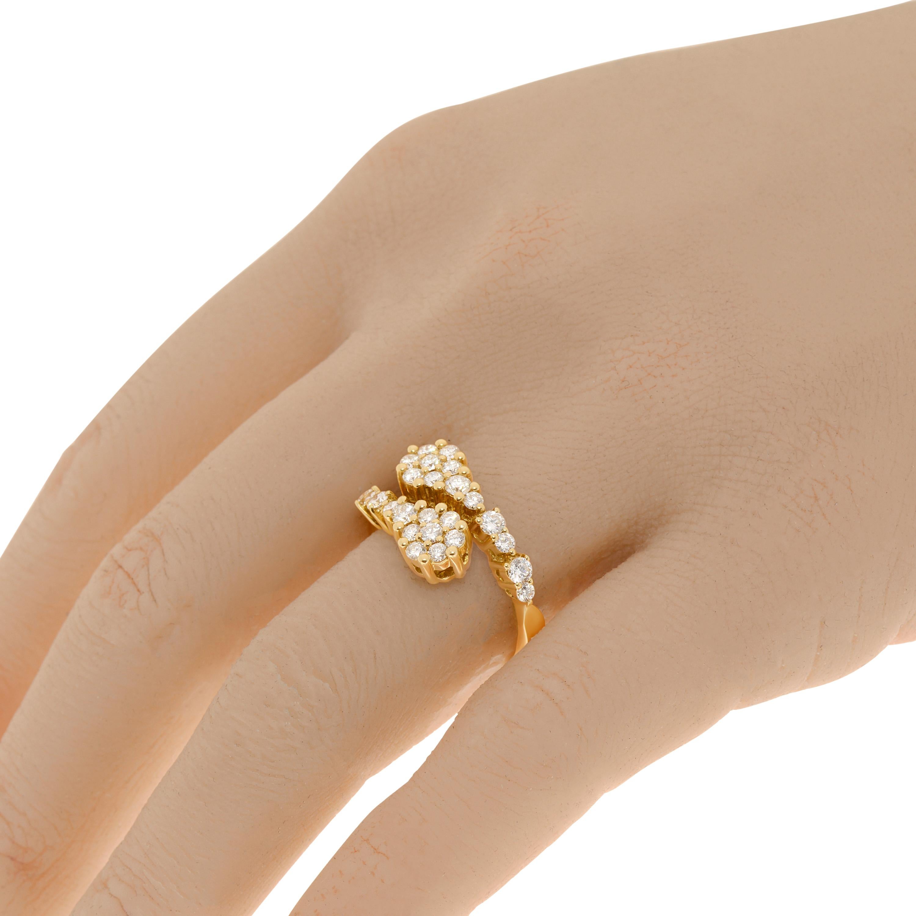 La bague Contrarier en or jaune 18K de ZYDO est ornée de 1,02ct. de diamants. La taille de la bague est de 7,5 (55,7). La taille de la décoration est de 1/2